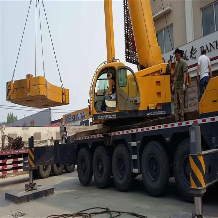 鹤山当地吊车出租|机器吊装|75吨|工厂搬迁服务